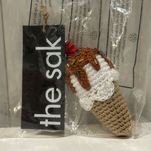 The Sak Yarnicharmz Dangle - Vanilla Ice Cream